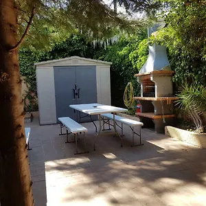 Casa Para 14 Entre Mar Y Montana Castelldefels